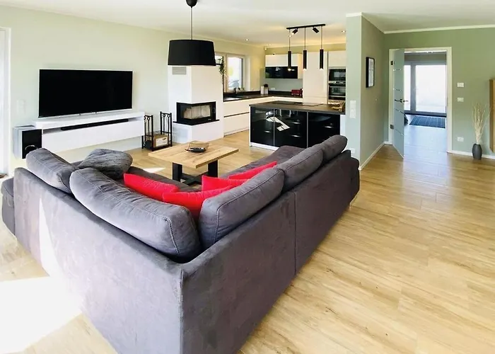 With 4 Bedrooms Feriehus