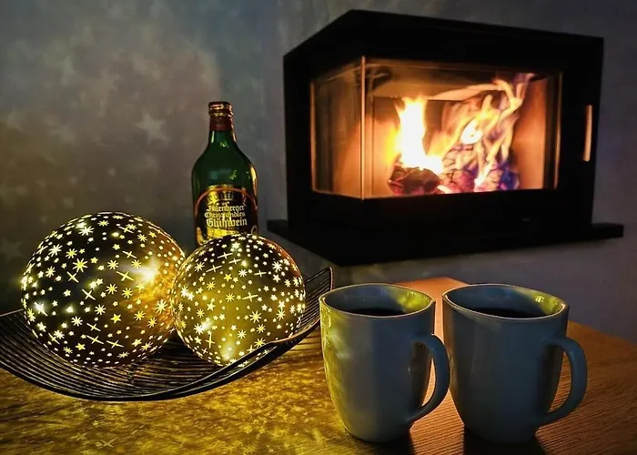 With 4 Bedrooms * Pouch