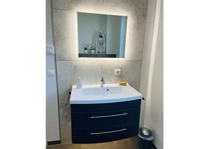 With 4 Bedrooms Feriehus Pouch