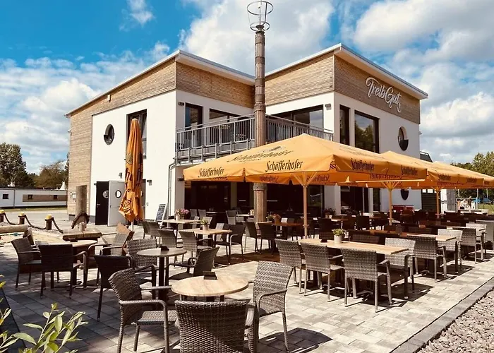 With 4 Bedrooms Feriehus *